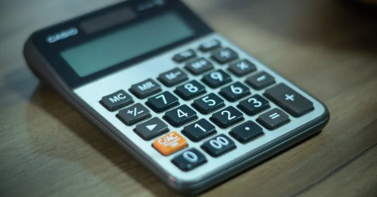 calculez l'isolation thermique optimale pour votre bâtiment grâce à nos outils précis et simples d'utilisation.