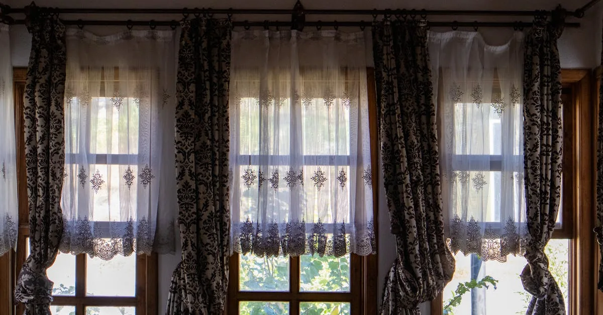 découvrez notre sélection de rideaux élégants et fonctionnels pour sublimer votre intérieur avec style et confort.