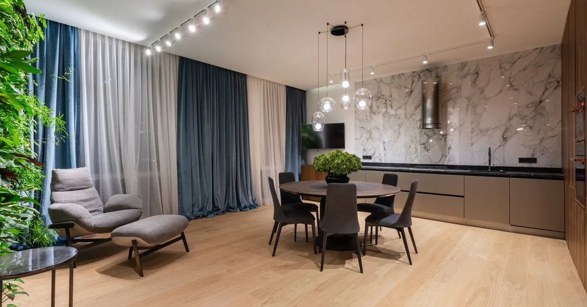 découvrez notre sélection d'éclairage suspendu idéal pour les tables rondes, alliant design élégant et fonctionnalité pour sublimer votre espace.