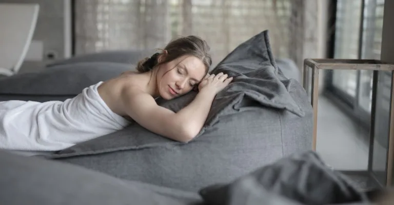 découvrez des techniques de relaxation pour apaiser votre esprit et revitaliser votre corps. retrouvez calme et bien-être au quotidien grâce à nos conseils pratiques.