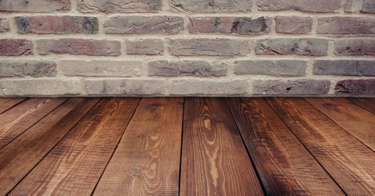 découvrez nos solutions pour redonner éclat et vie à vos sols en bois ternes, avec des conseils d'entretien et des produits adaptés pour un rendu naturel et lumineux.