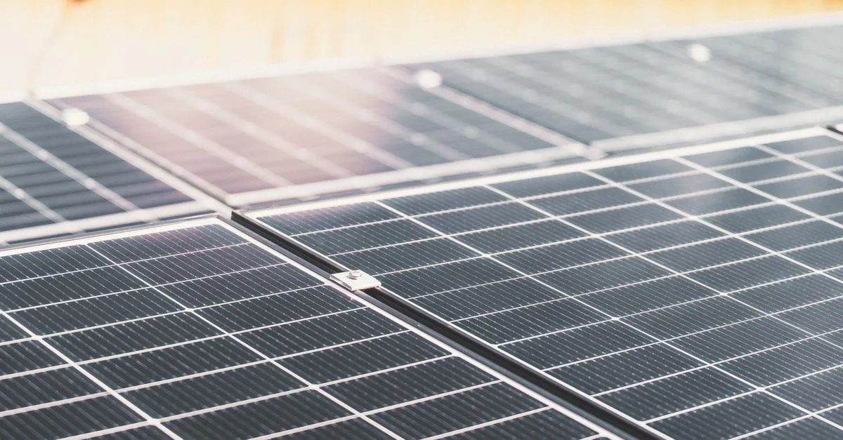 découvrez nos panneaux solaires haute performance pour une énergie propre et renouvelable. optez pour l'efficacité énergétique et réduisez vos factures d'électricité dès aujourd'hui.